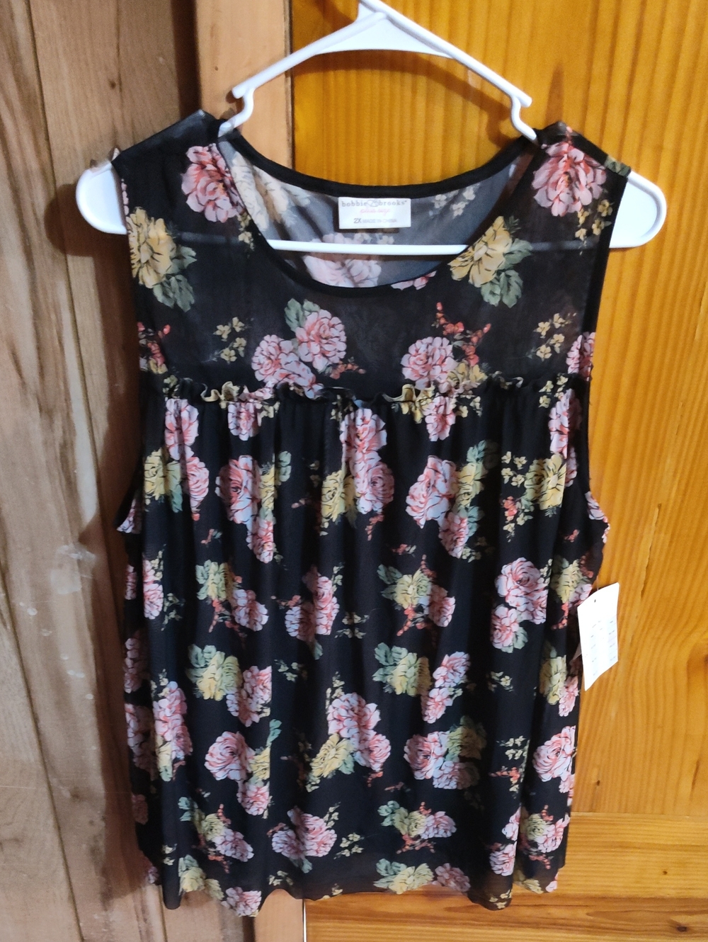 5/$25 SALE NWT Bobbie Brooks Size 2X Black Floral Sleeveless Chiffon Tank